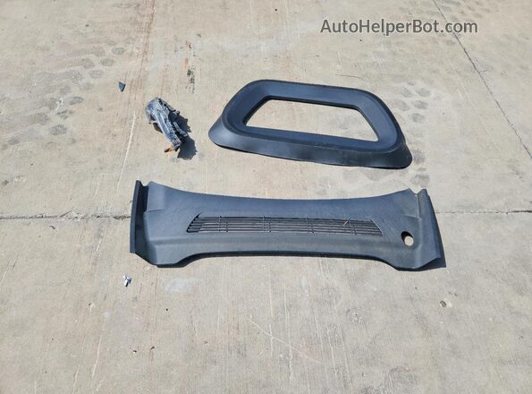 5YJYGDEE9MF264335 2021 TESLA MODEL Red Շարժիչի բաժամունքի տեսք
