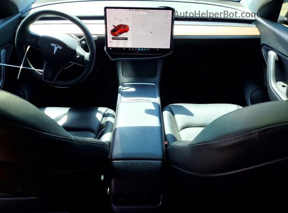 5YJYGDEE9MF282866 2021 TESLA MODEL Серый Вид панели приборов
