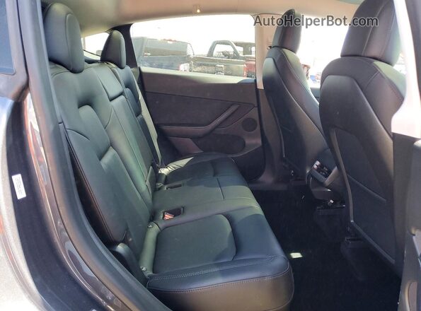 5YJYGDEE9MF282866 2021 TESLA MODEL Серый Вид задних сидений