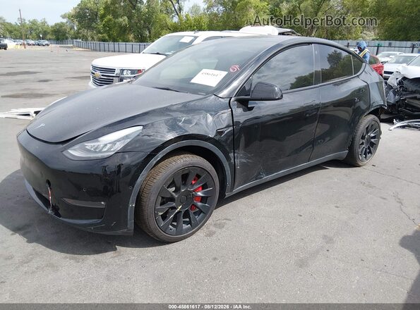 5YJYGDEEXMF302980 2021 TESLA MODEL Y Black Առջևի ձախ երեք քառորդ տեսարան