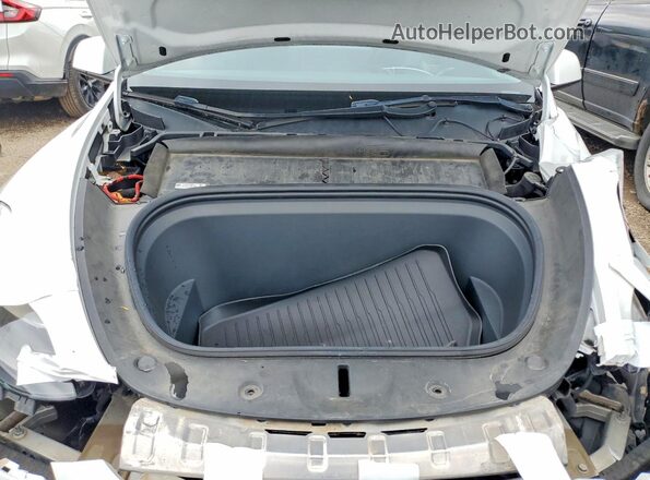 5YJYGDEF0MF239977 2021 TESLA MODEL White Vista interior trasera