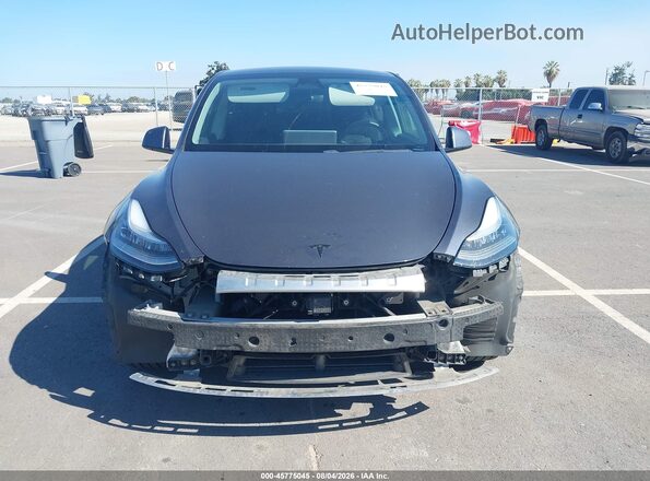 5YJYGDEF1LF002560 2020 TESLA MODEL Y Gray Rear interior view