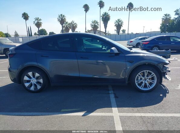 5YJYGDEF1LF002560 2020 TESLA MODEL Y Gray 360 interior view