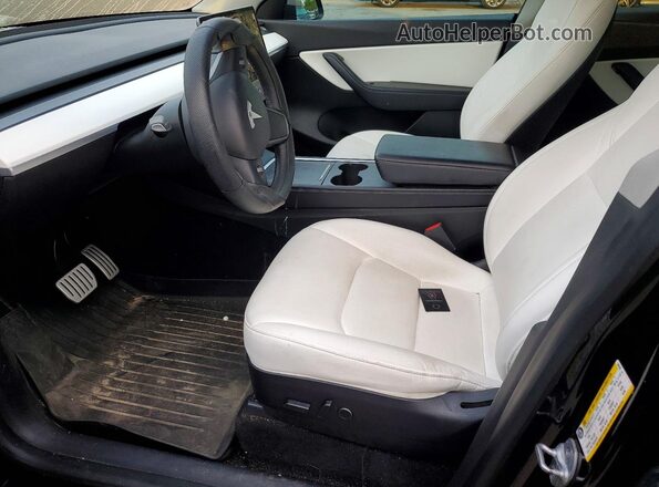 5YJYGDEF1MF305226 2021 TESLA MODEL Black Front interior view