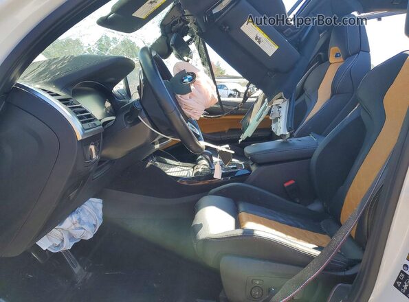 5YM13EC01R9V31650 2024 BMW X3 White Սալոնի դիմացի տեսք
