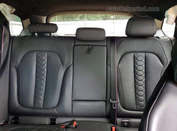 5YMJU0C04P9P24811 2023 BMW X5 Gray Հետևի նստատեղերի տեսք