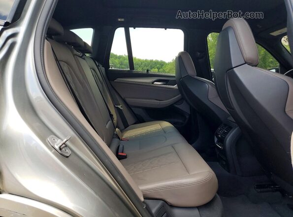 5YMTS0C03L9B17410 2020 BMW X3 Gray Widok wnętrza z tyłu