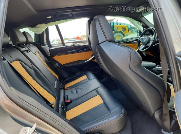 5YMTS0C03LLT09829 2020 BMW X3 Silver უკანა სალონის ხედი
