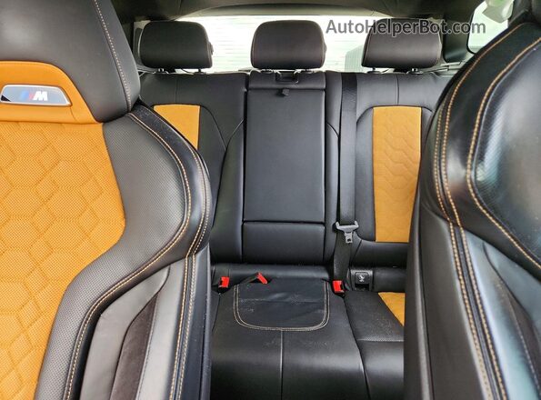 5YMTS0C03LLT09829 2020 BMW X3 Silver უკანა სავარძლების ხედი
