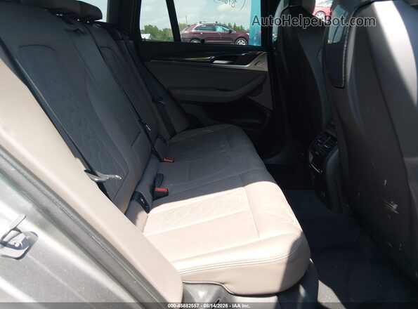 5YMTS0C08LLT11060 2020 BMW X3 Silver Widok naklejki z numerem VIN
