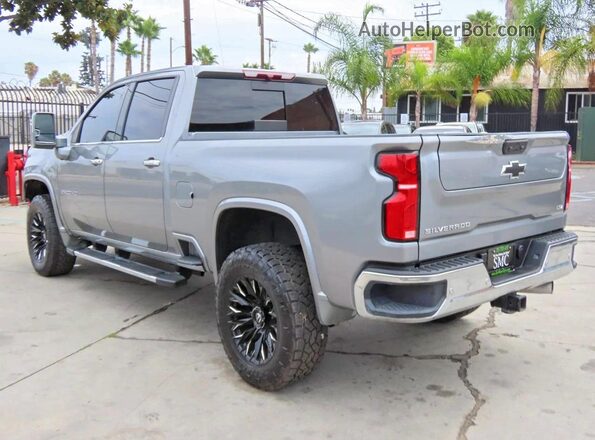 2GC4YPEY7R1111227 2024 CHEVROLET SILVERADO Gray Դիմացի տեսք