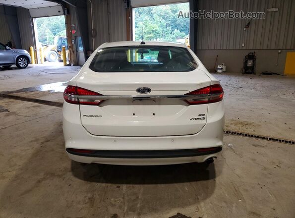 3FA6P0LU1HR400168 2017 FORD FUSION White Widok wnętrza z przodu