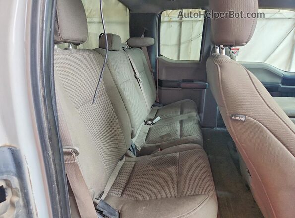 1FTEX1CPXJKD89610 2018 FORD F150 Белый Вид задней части салона