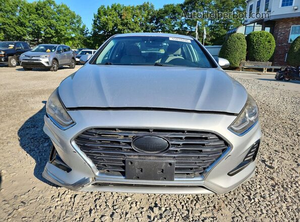 5NPE34AF5JH606485 2018 HYUNDAI SONATA Silver Rear view