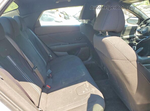 KMHLM4DG0TU154703 2026 HYUNDAI ELANTRA Gray Вид задньої частини салону