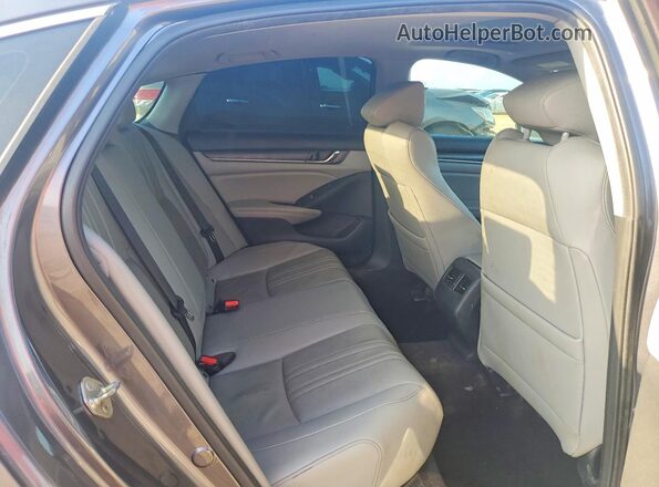 1HGCV3F92KA013997 2019 HONDA ACCORD Серый Вид задней части салона