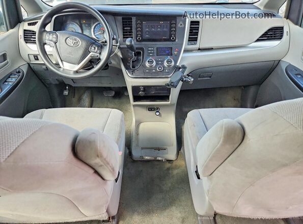 5TDZZ3DC0JS959545 2018 TOYOTA SIENNA Silver Vista del cuadro de instrumentos