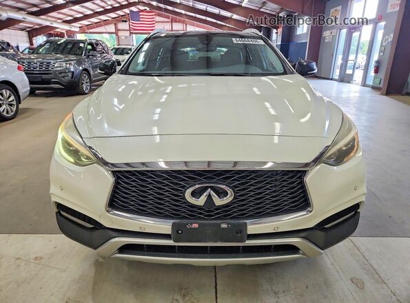 SJKCH5CR3HA025992 2017 INFINITI QX30 White Հետևի տեսք