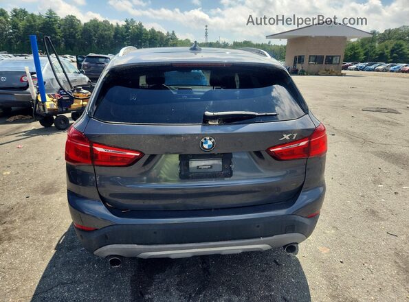 WBXHT3C31GP882429 2016 BMW X1 Gray Front interior view