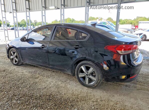 3KPFL4A78JE174931 2018 KIA FORTE Black Tył prawy