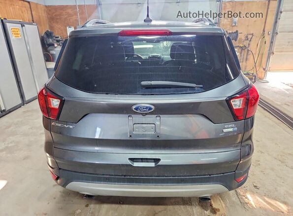 1FMCU9HD9KUA94643 2019 FORD ESCAPE Gray Widok wnętrza z przodu