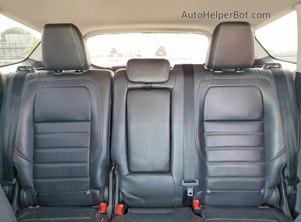 1FMCU0HDXJUC03797 2018 FORD ESCAPE Серый Вид задней части салона