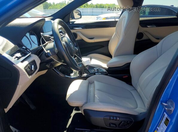 WBXYJ5C33JEF76534 2018 BMW X2 Blue Vista del salpicadero