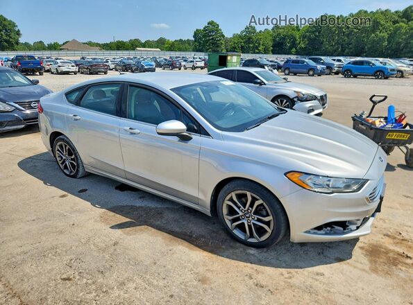 3FA6P0H7XHR331631 2017 FORD FUSION Silver Front view