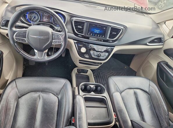 2C4RC1BGXLR124088 2020 CHRYSLER PACIFICA Красный Вид щитка приборов