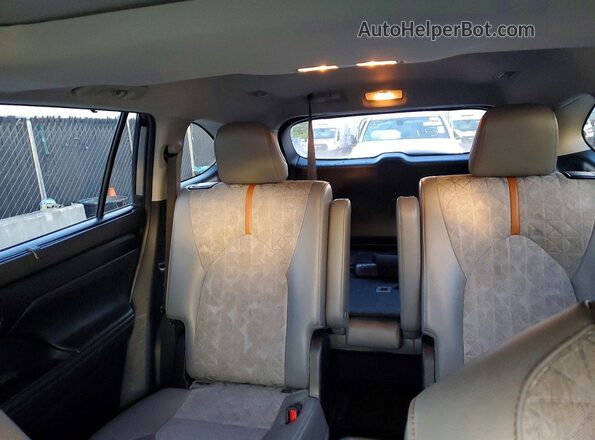 5TDAARAH2NS514429 2022 TOYOTA HIGHLANDER Gray Widok wnętrza z tyłu