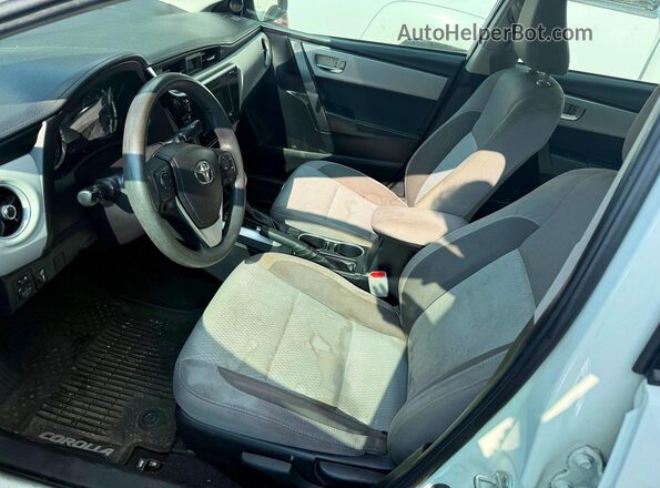 2T1BURHE9JC063042 2018 TOYOTA COROLLA Белый Вид сзади