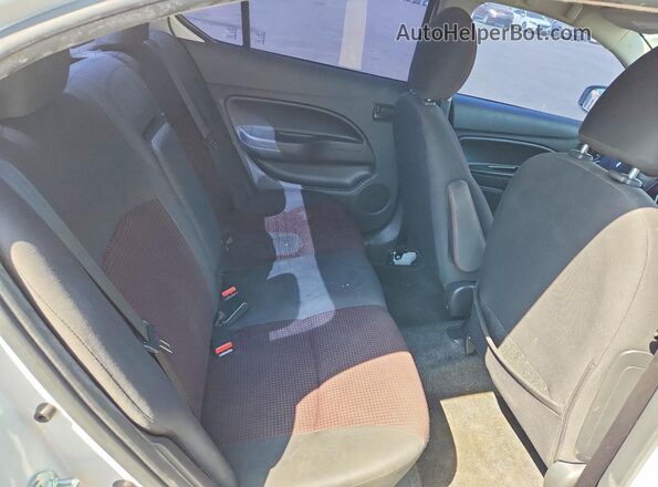 ML32F4FJ2LHF02440 2020 MITSUBISHI MIRAGE Белый Вид задней части салона
