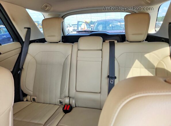 4JGDA5HB7JB002525 2018 MERCEDES-BENZ GLE-CLASS White Widok wnętrza z tyłu