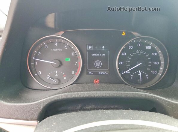 KMHD84LF4JU575872 2018 HYUNDAI ELANTRA Red Vista de los asientos traseros