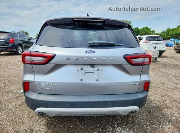 1FMCU9GN9PUA32936 2023 FORD ESCAPE Серебряный Вид салона спереди