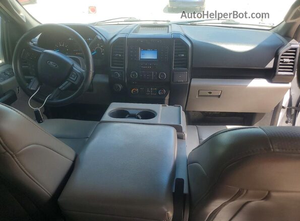 1FTEX1E58JKG09077 2018 FORD F150 White Widok zestawu wskaźników