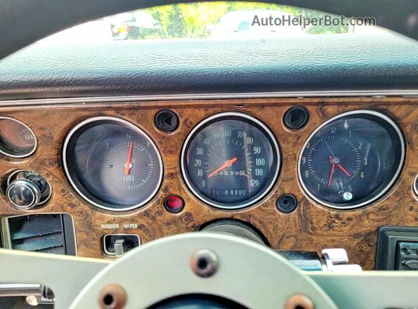 138570B122203 1970 CHEVROLET MONTE CARLO Синий Вид щитка приборов