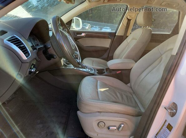 WA1L2AFP7HA060570 2017 AUDI Q5 White Առջևի վահանակի տեսք