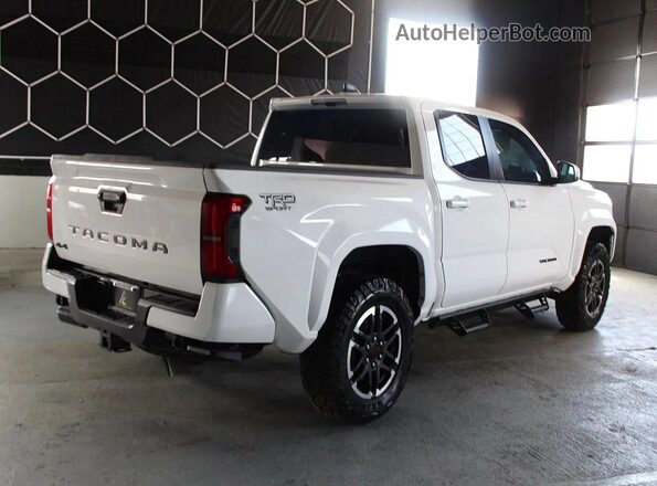 3TMLB5JN2SM176210 2025 TOYOTA TACOMA White Առջևի աջ