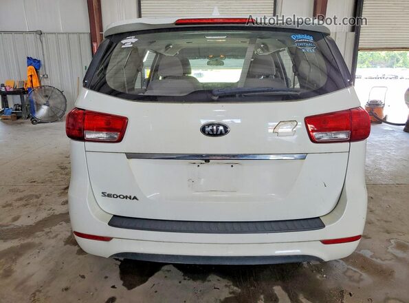 KNDMA5C14G6149728 2016 KIA SEDONA White Front interior view