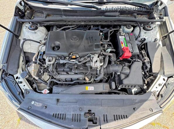 4T1G11AK0LU353574 2020 TOYOTA CAMRY White წინა სალონის ხედი