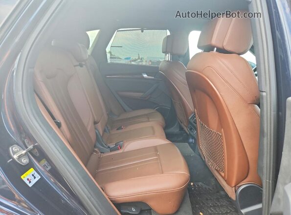 WA1BNAFY8J2133635 2018 AUDI Q5 Blue Widok wnętrza z tyłu
