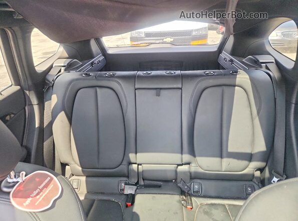 WBXHT3C31GP882429 2016 BMW X1 Gray Rear interior view