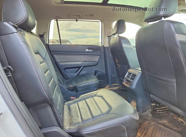 1V2FR2CA3PC556956 2023 VOLKSWAGEN ATLAS Белый Вид подкапотного пространства