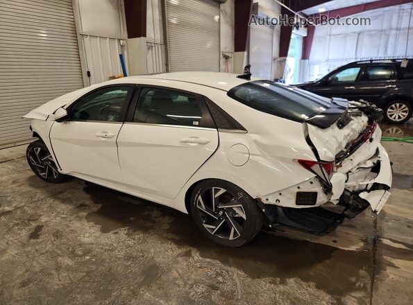 KMHLS4DG7SU988021 2025 HYUNDAI ELANTRA White Trasero derecho