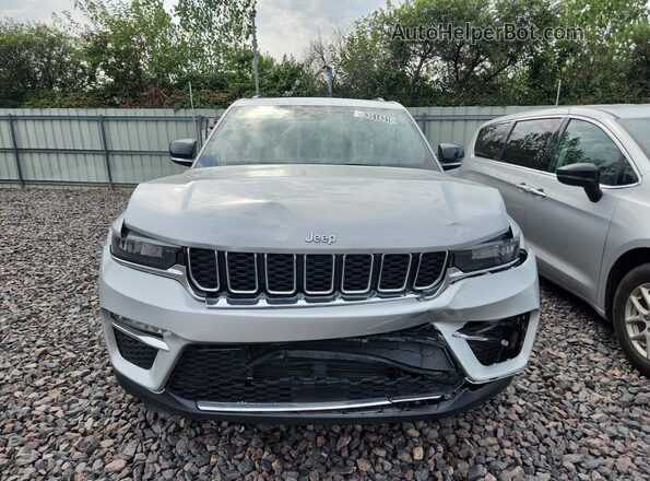 1C4RJYB62R8531980 2024 JEEP GRAND Silver Սալոնի 360 աստիճան տեսք