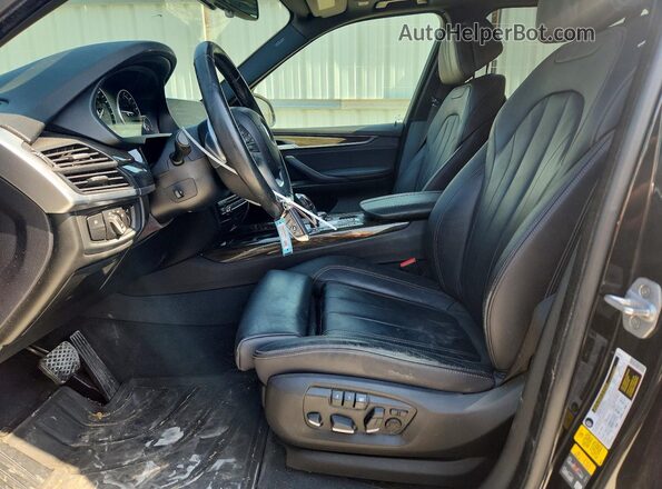 5UXKT0C55J0V99470 2018 BMW X5 Черный Вид панели приборов