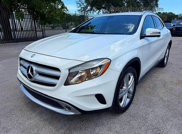 WDCTG4EB2HJ346674 2017 MERCEDES-BENZ GLA-CLASS White Trasero izquierdo