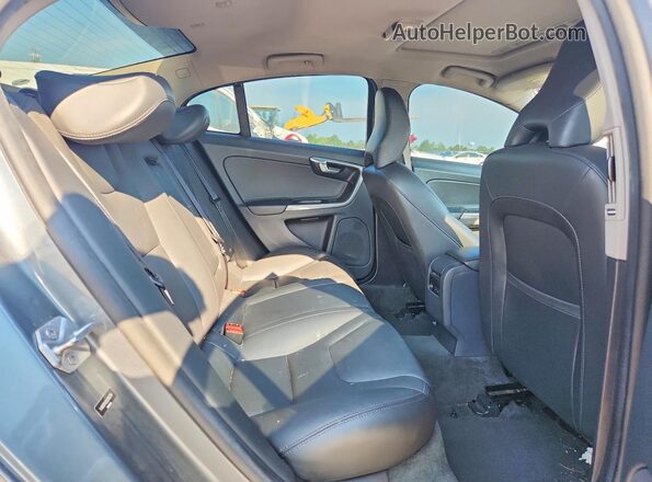 YV1612TK2G2392214 2016 VOLVO S60 Silver Vista interior trasera