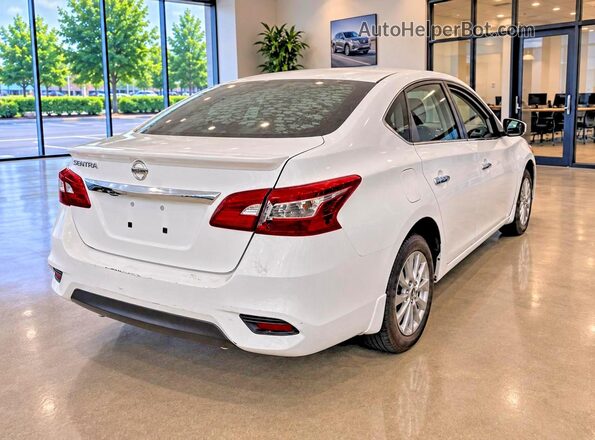 3N1AB7APXKY300417 2019 NISSAN SENTRA Белый Вид спереди